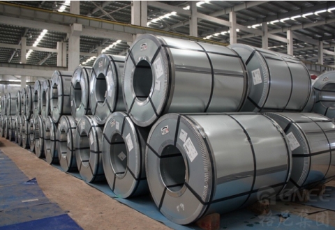 50 toneladas de bobinas de acero al silicio a Pakistán